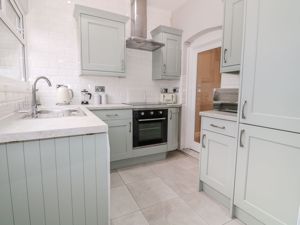 Photo 5- click for photo gallery